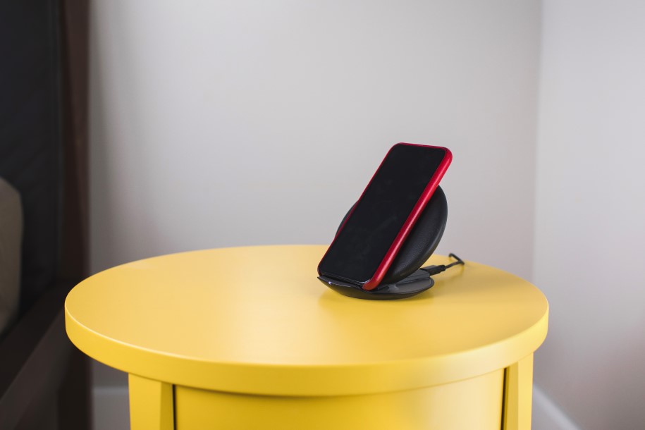 Cargador-rapido-inalambrico-Choetech-Fast-Wireless-Charging-Stand