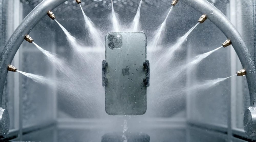 iPhone-11-Pro-agua